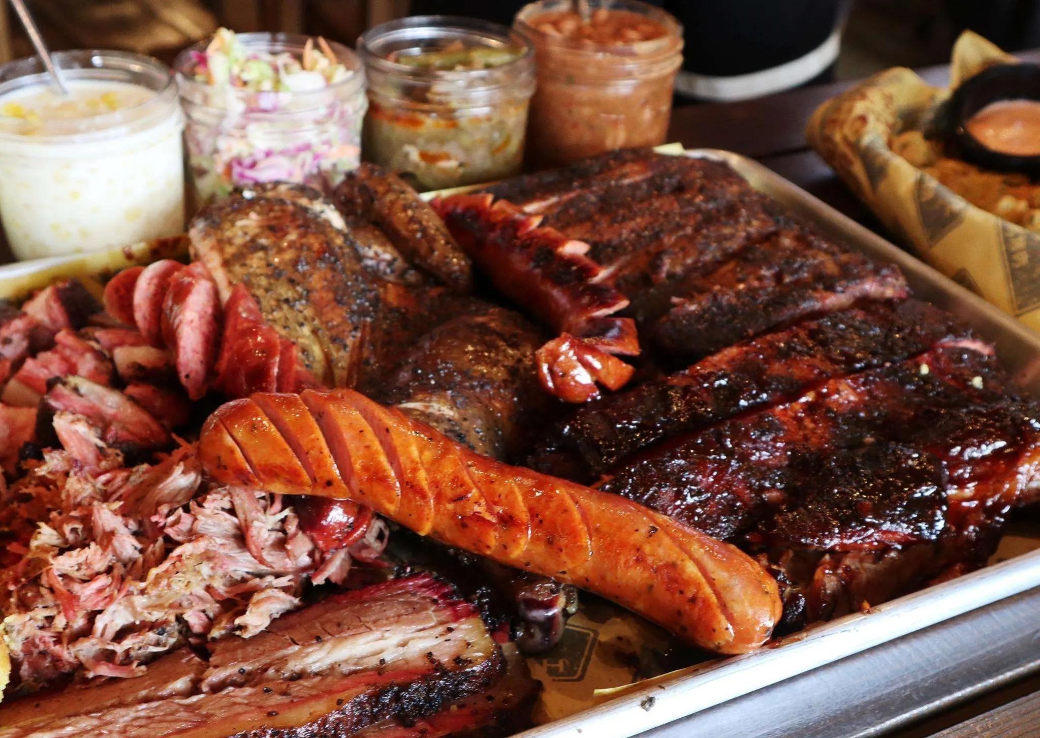 美国菜汉堡,吃炸鸡汉堡和薯条美国