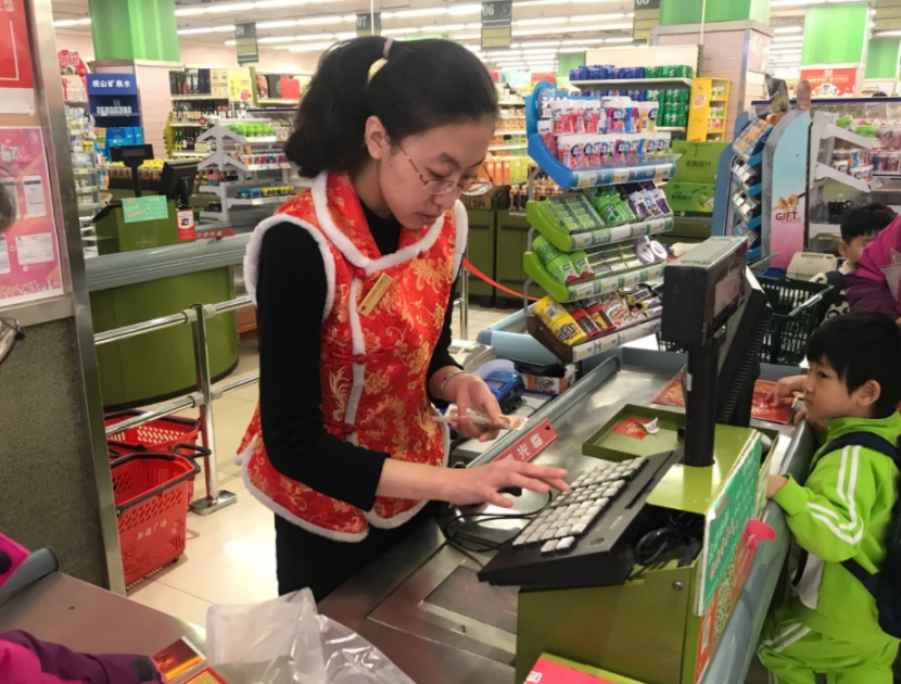 为什么超市月薪两千却没人离职,超市上班为什么工资低