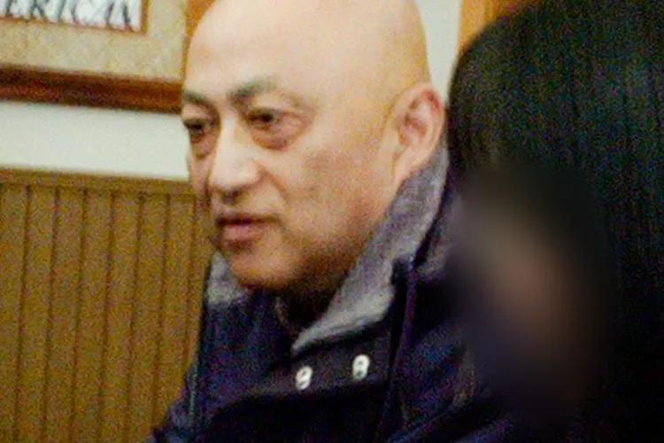 70岁大爷被女子骗70万,62岁大爷用零食诱骗女孩