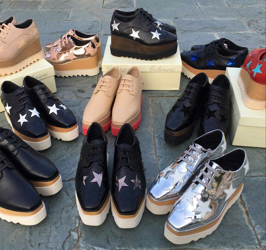 鞋子磨脚怎么办教你如何轻松解决,鞋子太紧磨脚