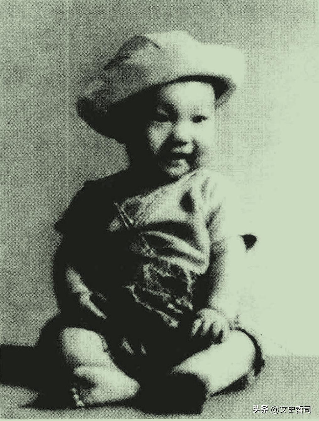 1983年杨利伟招飞成功，父母开导的一件事尤为关键（1）