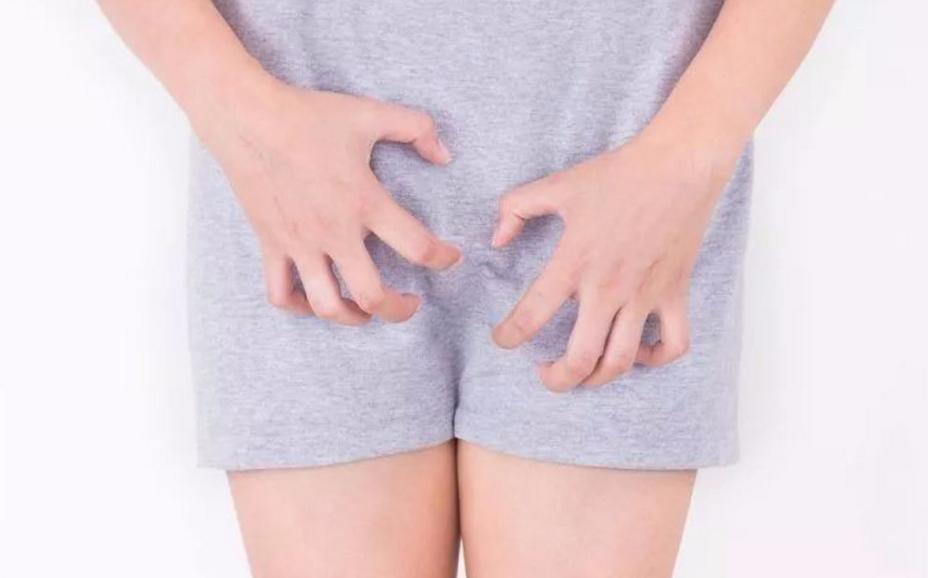 女士外阴瘙痒多是什么原因导致,女外阴瘙痒一般是什么原因引起的