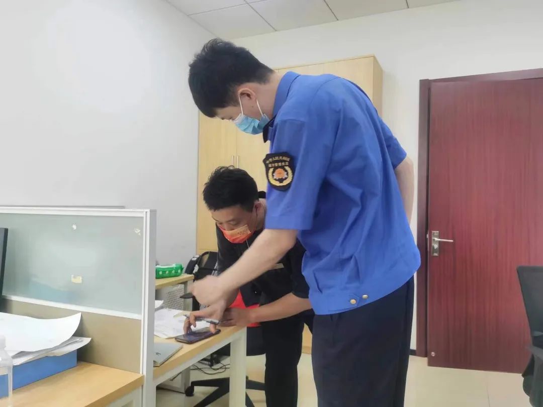 上海城管群租整治依据,上海打击群租房处罚标准