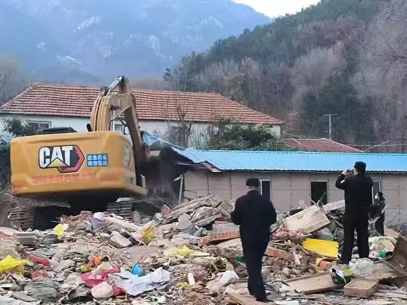 黎明强拆之后，故事迎来反转；抱歉，我一点也不同情这位女足队员