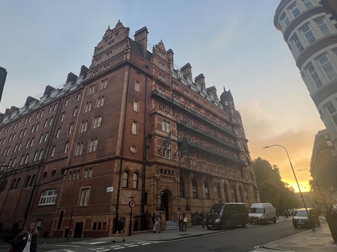 95后团子在英国：考研两战上岸，出国当教师志愿者，遭流浪汉打劫