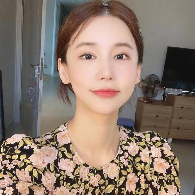 悲惨事件：韩国娱乐圈女明星不堪忍受陪酒陪睡被网爆，已多人自杀