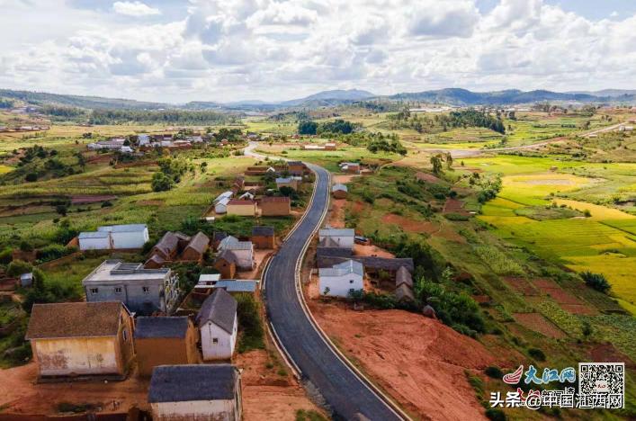 小小鸡蛋见证中非情谊江西企业在马达加斯加修建“鸡蛋路”