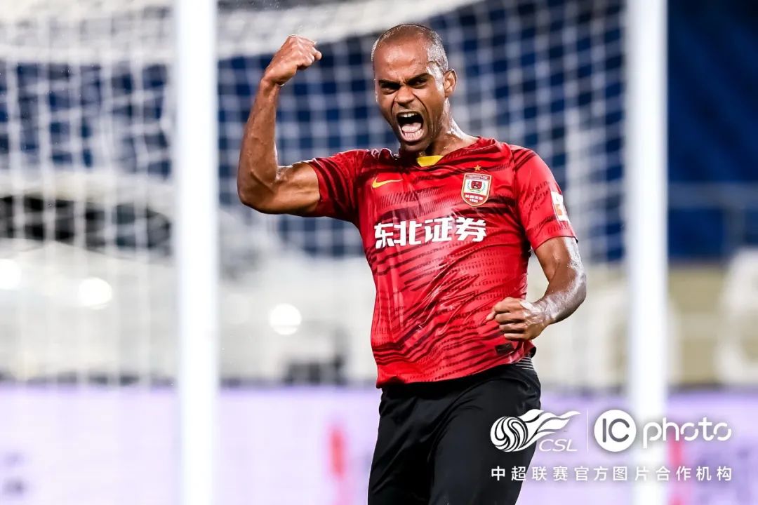 亚泰球迷祝福泰山,长春亚泰最新转会消息儒尼奥尔