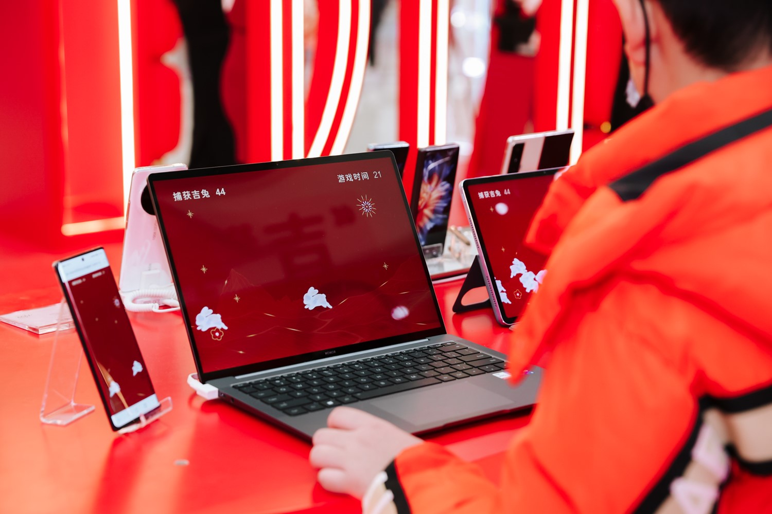 福建首家荣耀LIFE店1月14日将在福州盛大开业，钜惠来袭