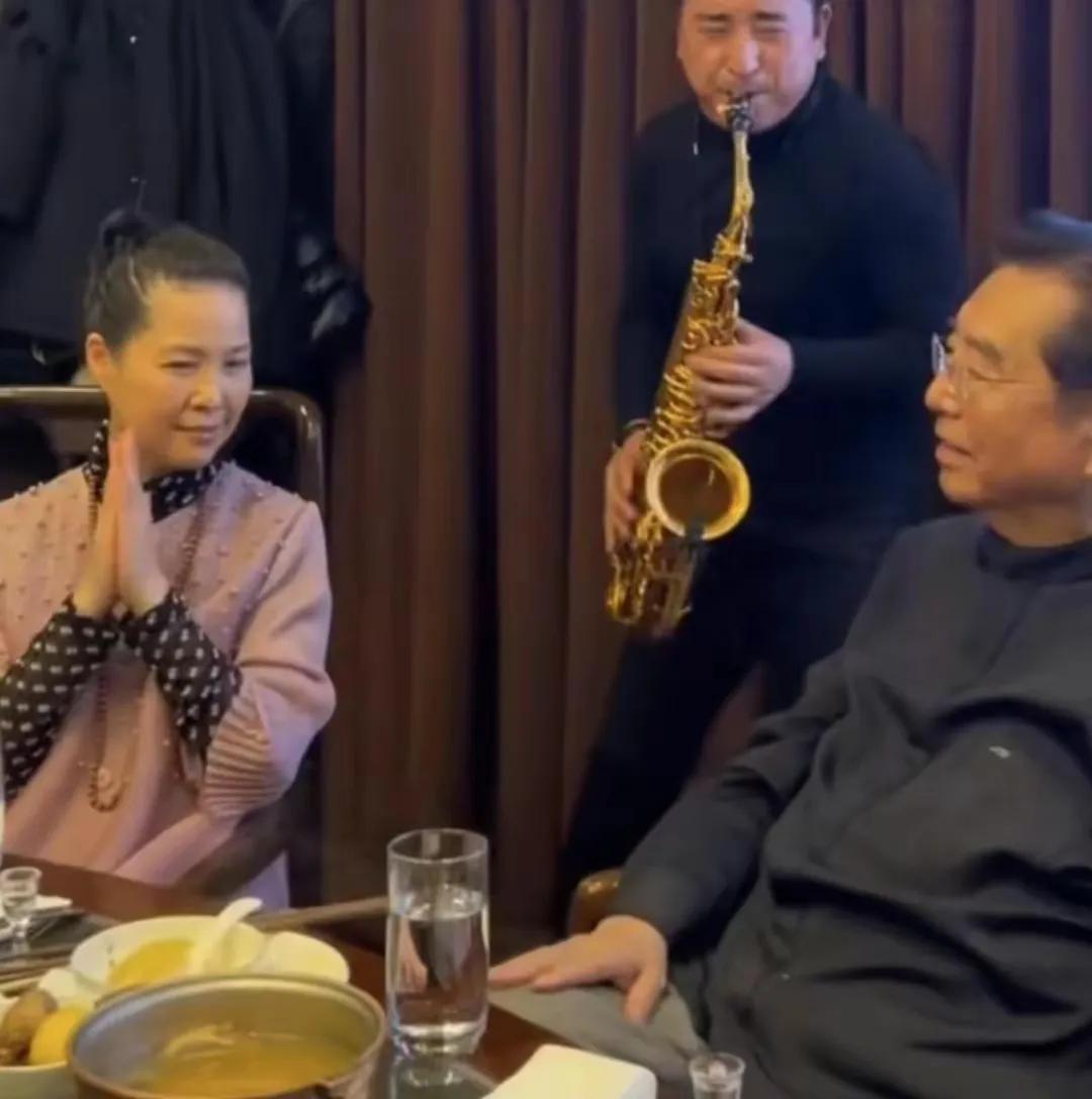 81岁李双江近照曝光新闻,八十岁的李双江身体状况如何