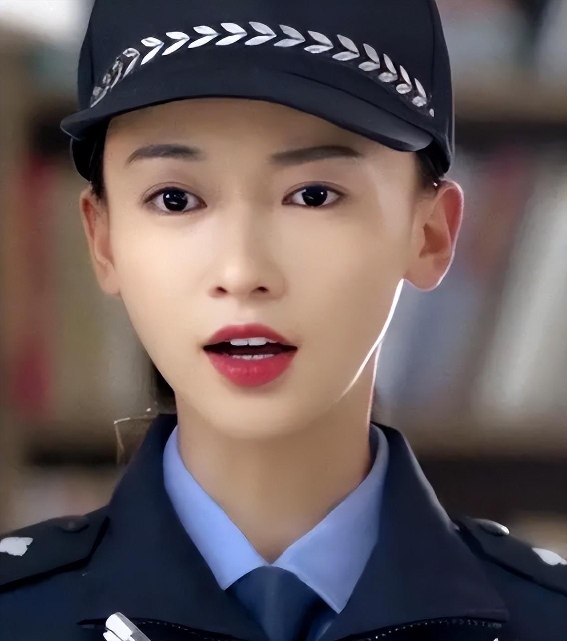 明明油头粉面，却偏要尬演警察，这6位女星演的刑警，真让人难受