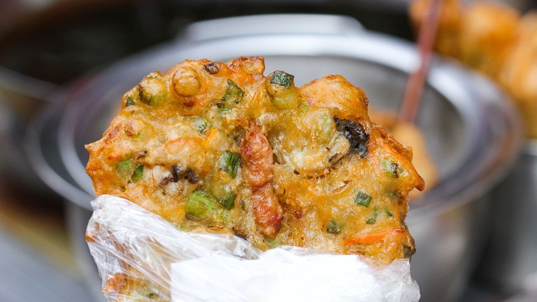 印度美女来中国旅游，第3天回国，心里纳闷：中国的钱很好赚？