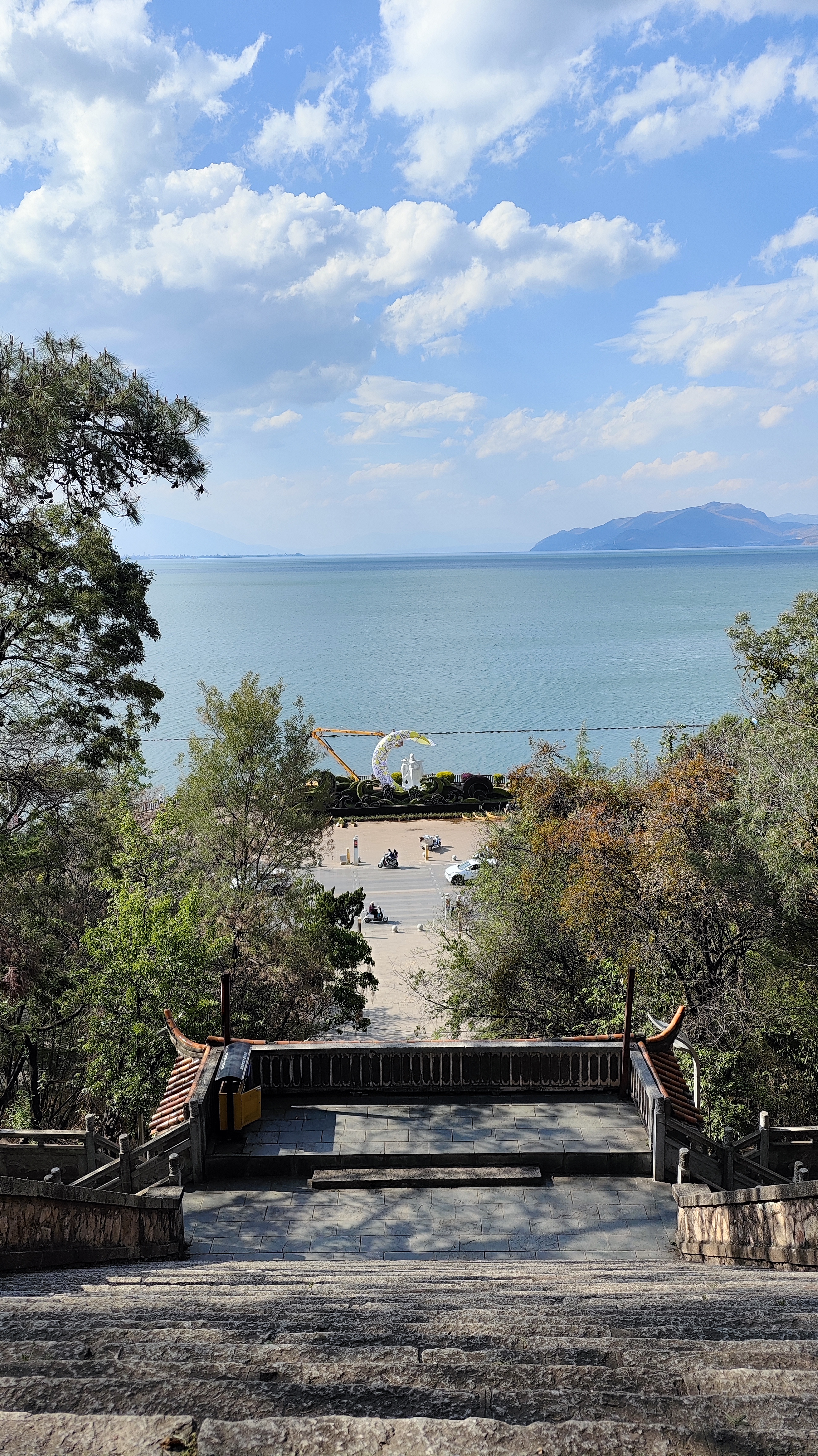 2个人去云南旅游5天多少钱,去北京穷游三天需要多少钱费用