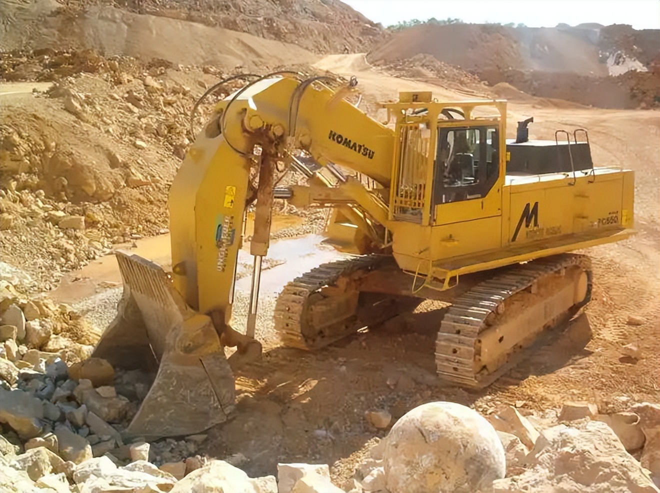 一口“吞”135吨矿石，纯国产制造WK-75掘土机，技术远超其他国家