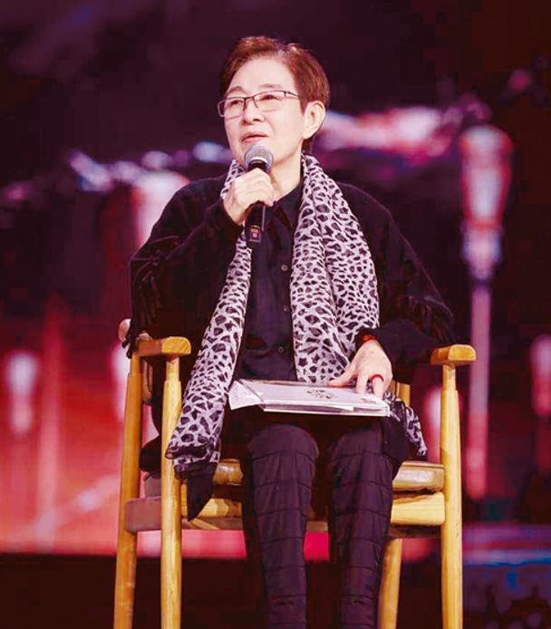 谷建芬老公追悼会,作曲家谷建芬晚年