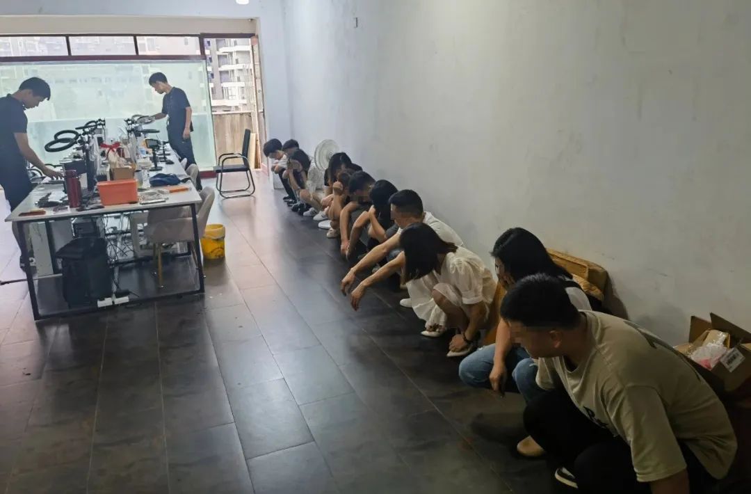 诈骗窝点聚集地,诈骗窝点藏身废弃超市