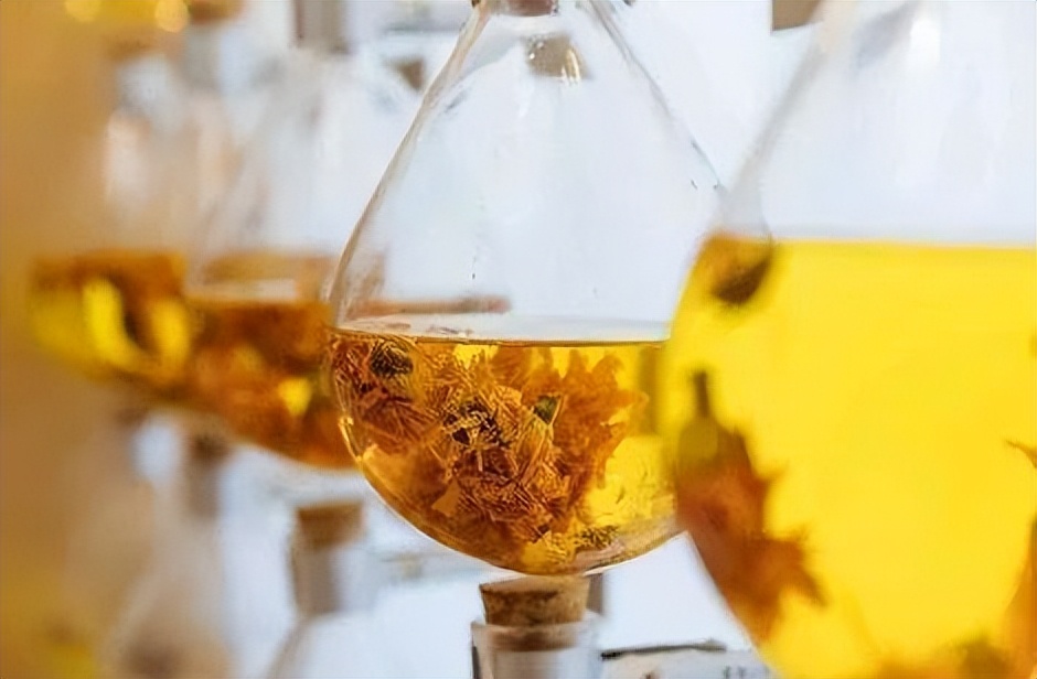 天露芬精华油适合什么人用,天露芬焕亮精华油