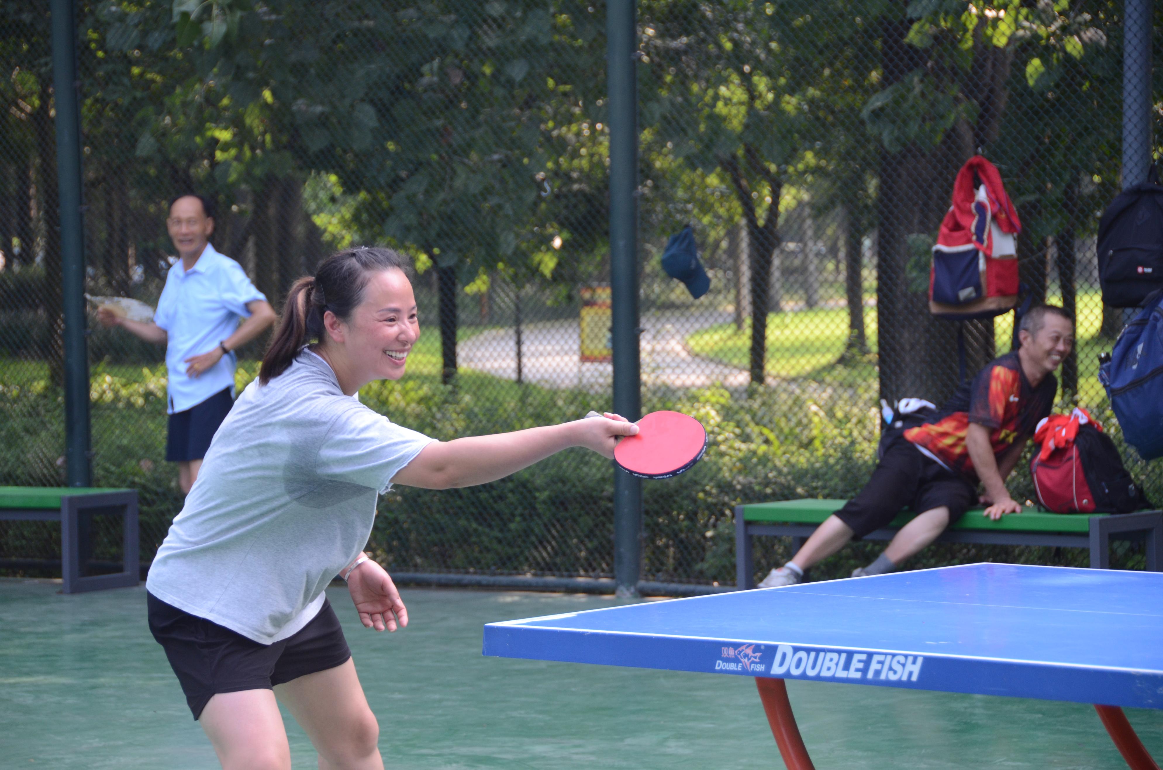 健身回家路上全是美食,健身完回家路上都是吃的