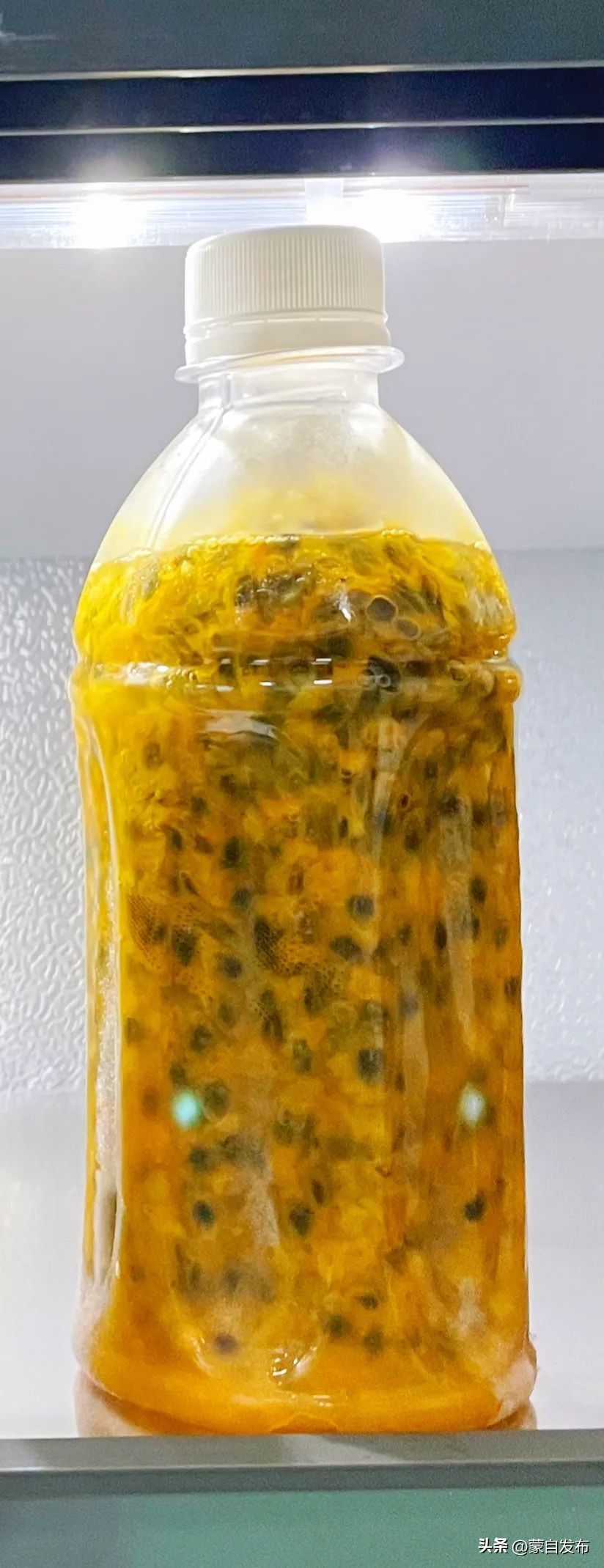 蒙自绿籽石榴好吃吗,蒙自石榴好吃还是突尼斯软籽好吃