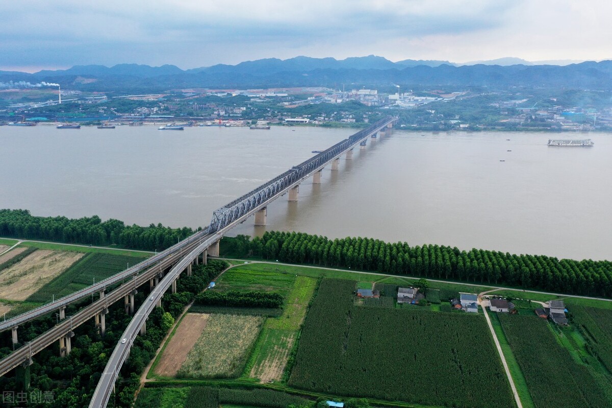 超过荆州，和襄阳并肩，宜昌是如何成为省内前三的城市？原因如下