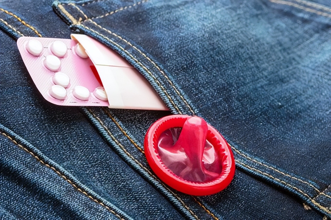 为什么男人不喜欢戴首饰,为什么男人都不喜欢戴戒指