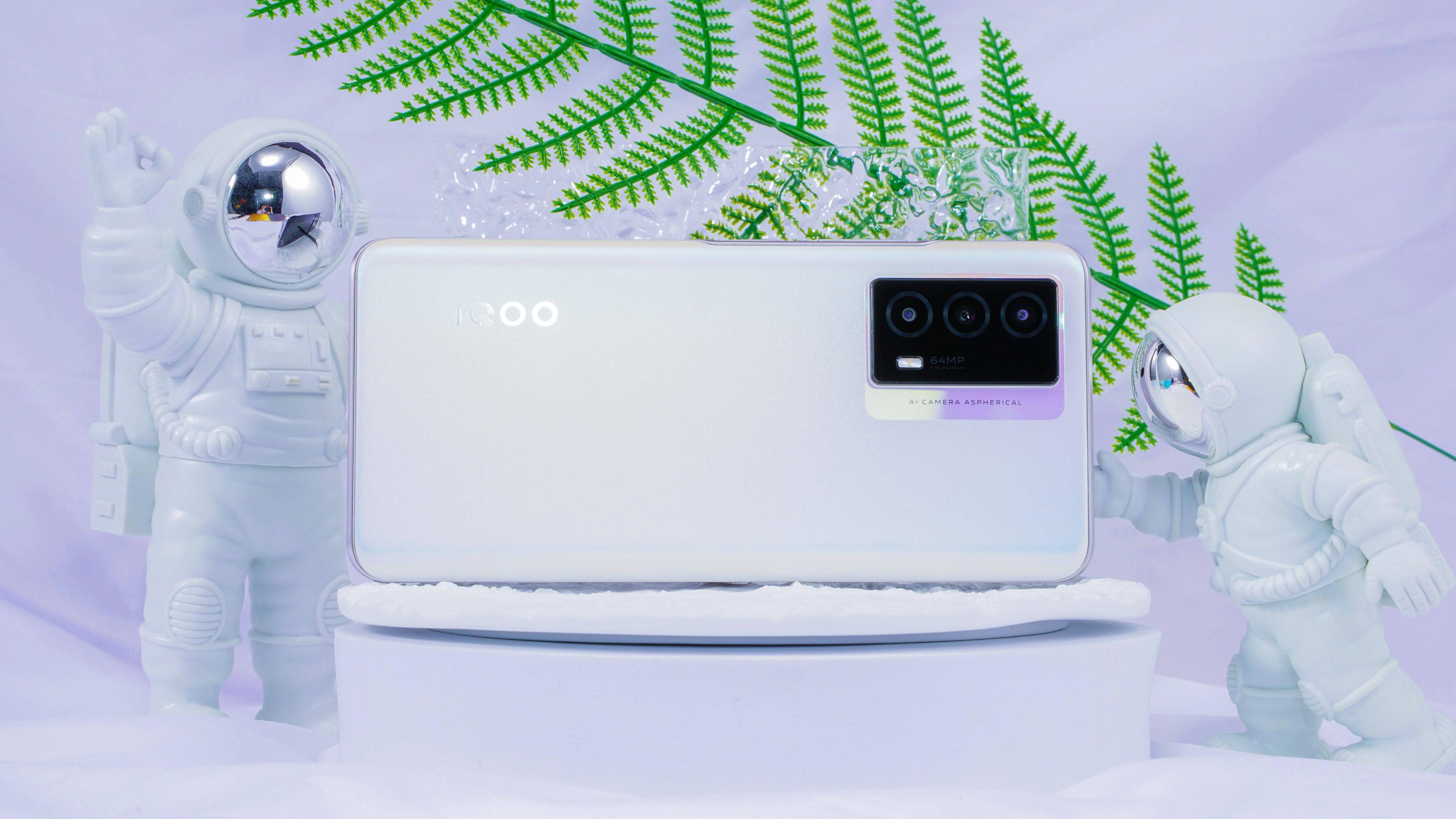 目前续航最好的手机有哪几款,续航比较好的手机排行榜有哪些