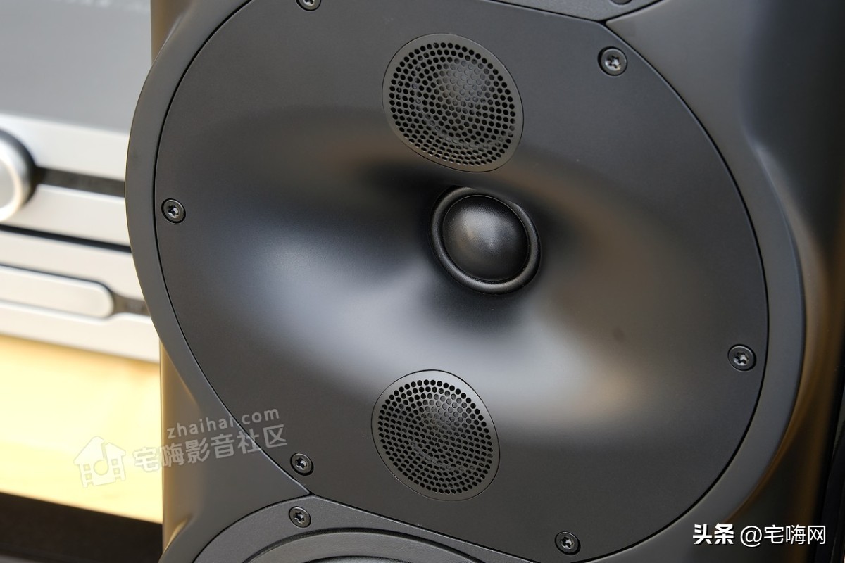 【评测】Perlisten（佰俪声）R5m高品质立体声扬声器