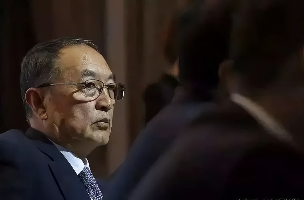 前湖北首富兰世立称将追责麦趣尔,湖北原首富兰世立案件最新进展