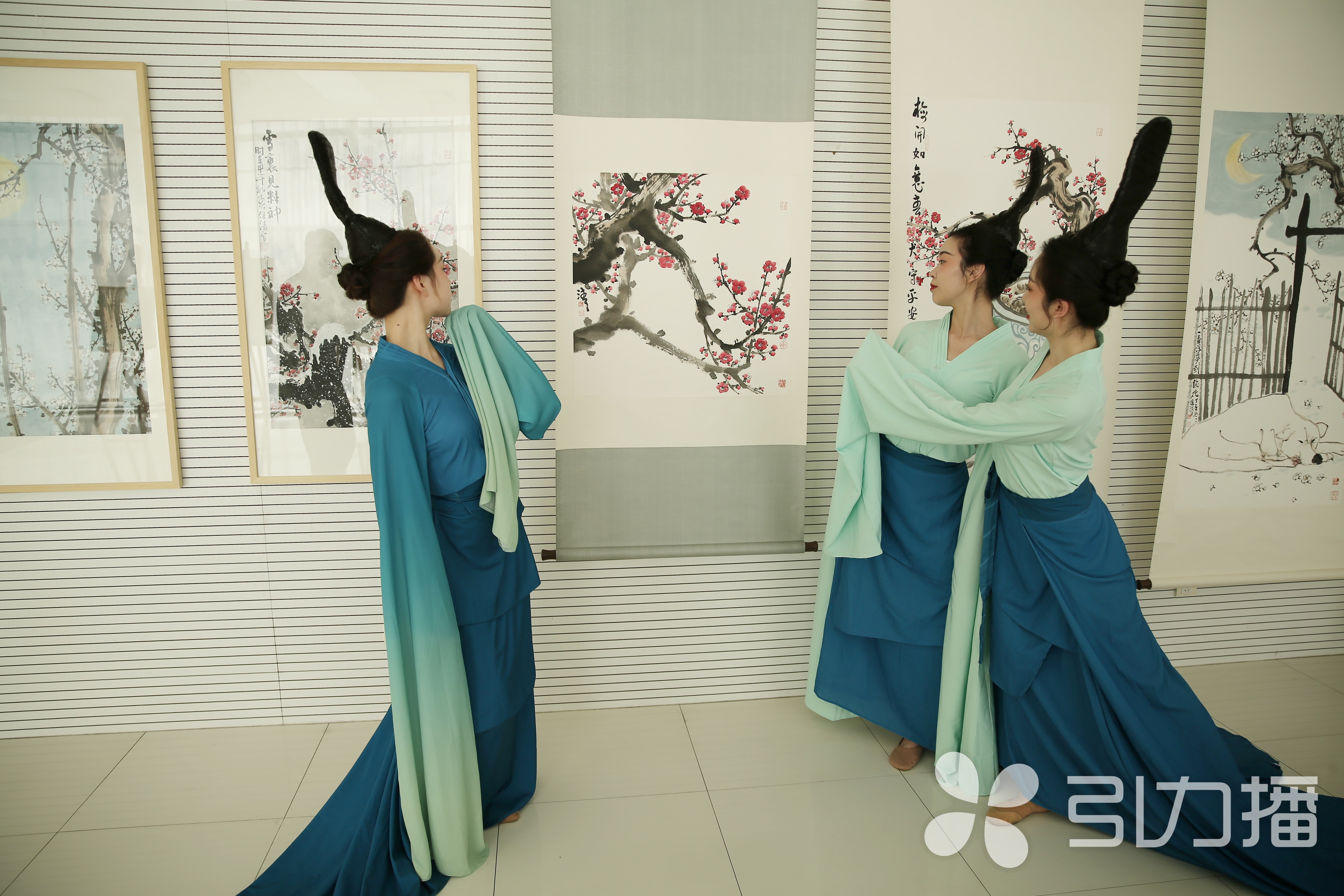 在丹青水墨中邂逅一缕梅香“姑苏梅香”艺术展上演