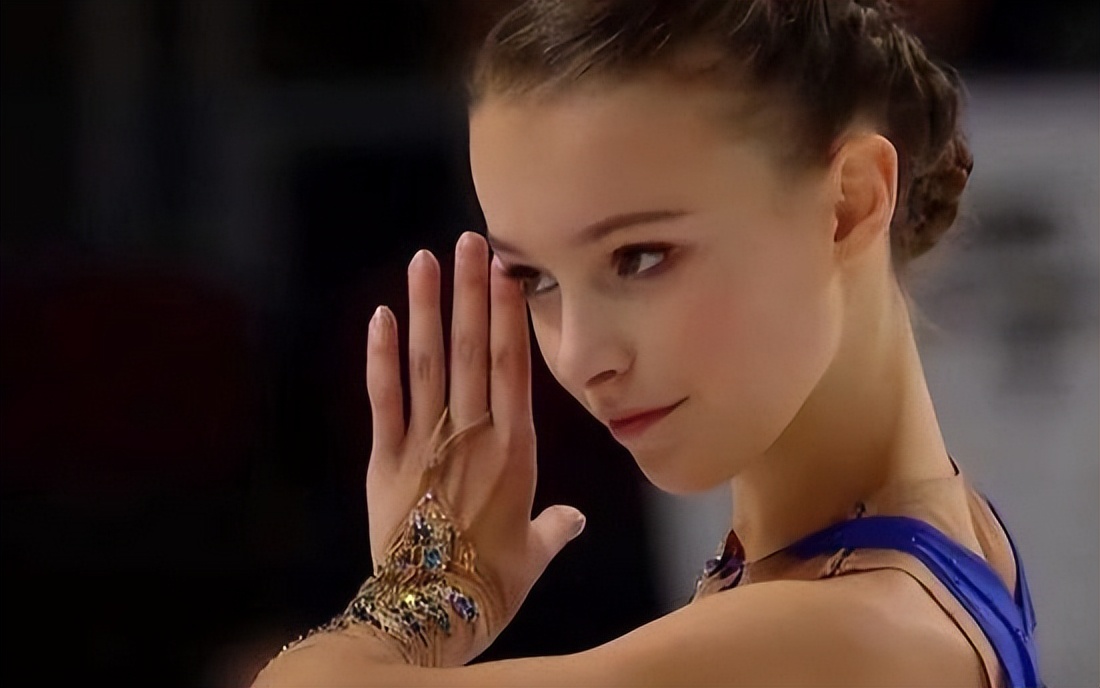 5月只过去9天,曝出9个瓜,离世、恋情、复合、破产,个个是大瓜