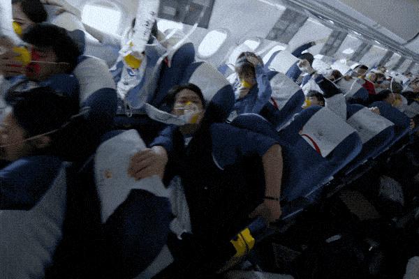 今天才明白，为什么当年大家那样称颂“英雄机长”的刘传健