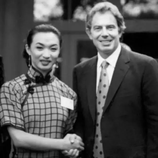 男子做手术变成了女儿身,越南男子24岁做手术变成女子