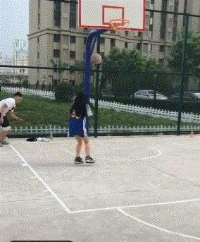 小蛇化身美杜莎,小蛇瞬间变成美杜莎