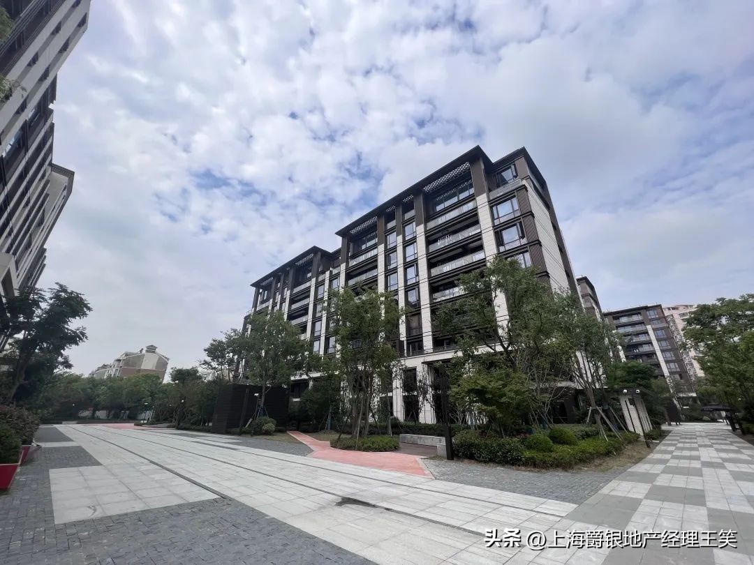 碧云尊邸一期一房一价,碧云尊邸毛坯房还是精装修