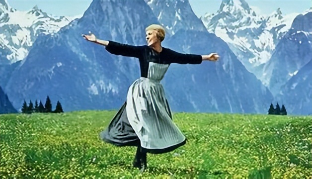 去聆听美好的音乐之声,音乐之声玛利亚唱歌