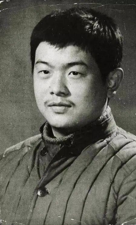 他在当红时淡出演艺圈,他走后歌词完整