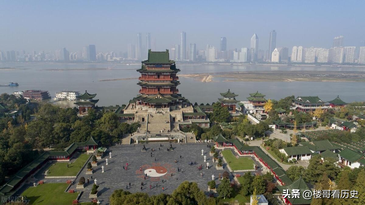 宁王朱宸濠叛乱为什么叛乱,历史上的宁王朱宸濠怎么死的