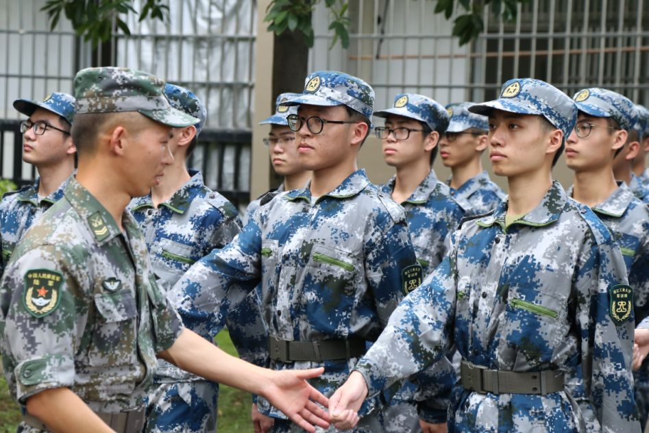 2011年6名小伙入读武汉大学，毕业才知从未被录取，被骗30多万