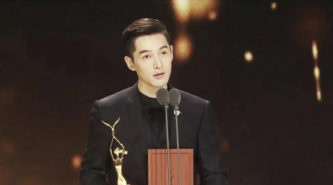 胡歌消失三个月后发的一条微博,40岁的胡歌能有多迷人