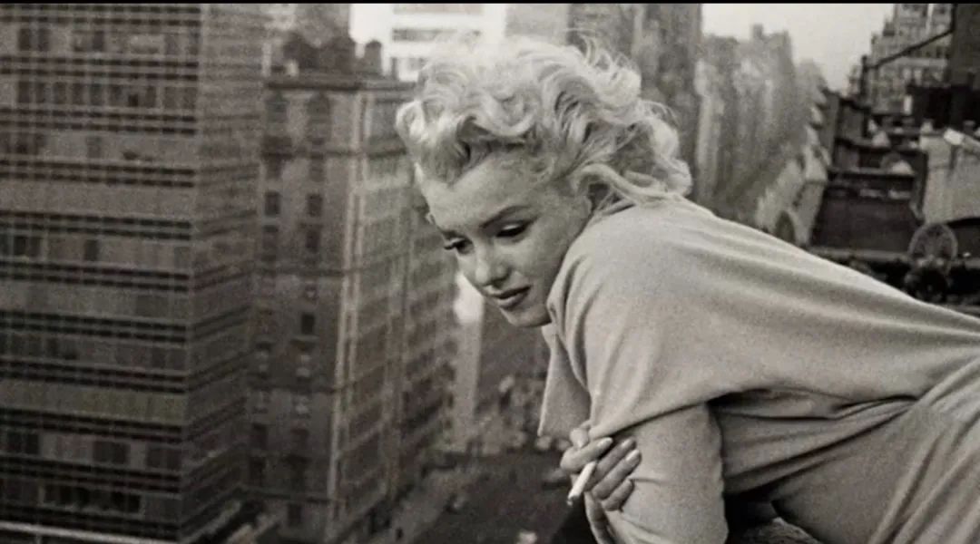 玛丽莲梦露热情似火,百科全书玛丽莲梦露