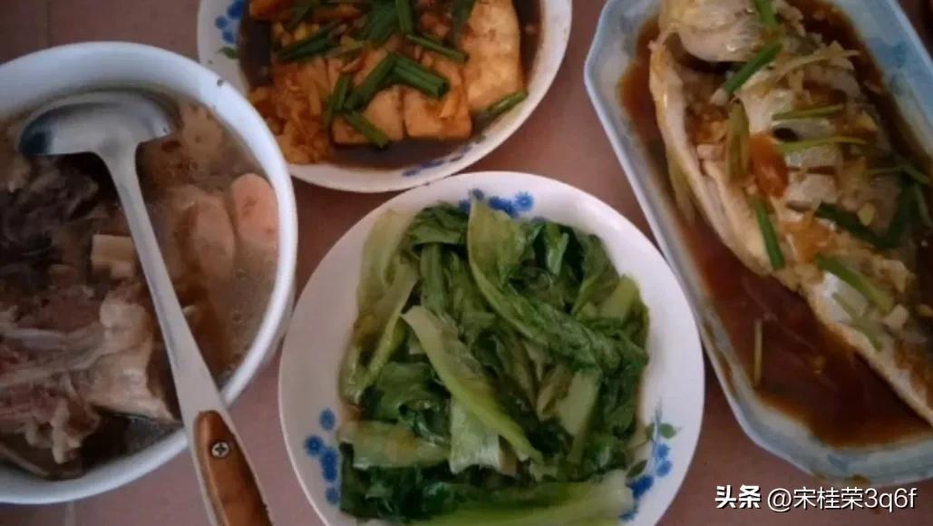 月子期间妈妈如何正确饮食,坐月子期间有哪些饮食误区