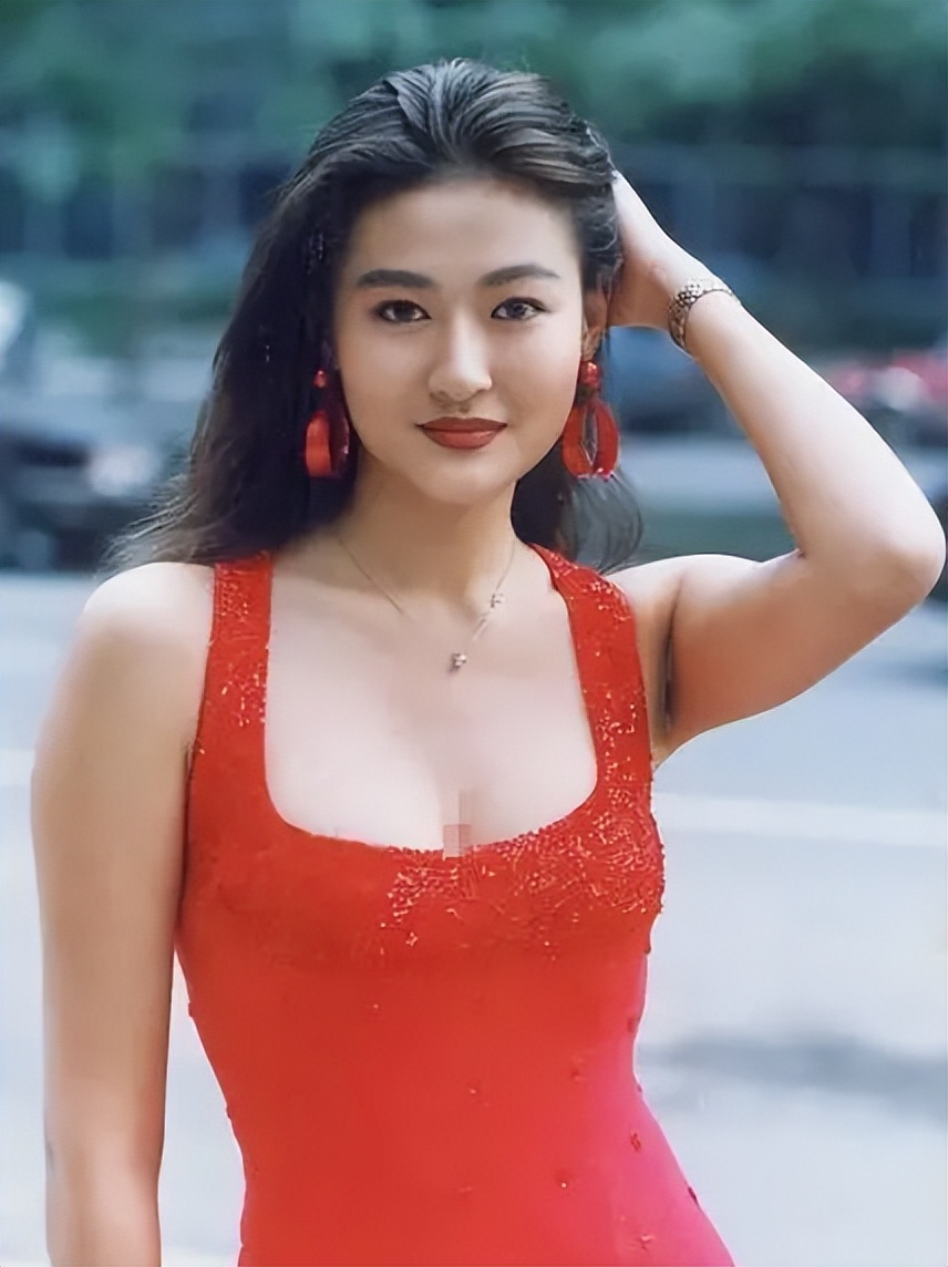 红颜薄命陈宝莲：被亲妈出卖遭干爹抛弃，留下满月孩子跳楼自尽