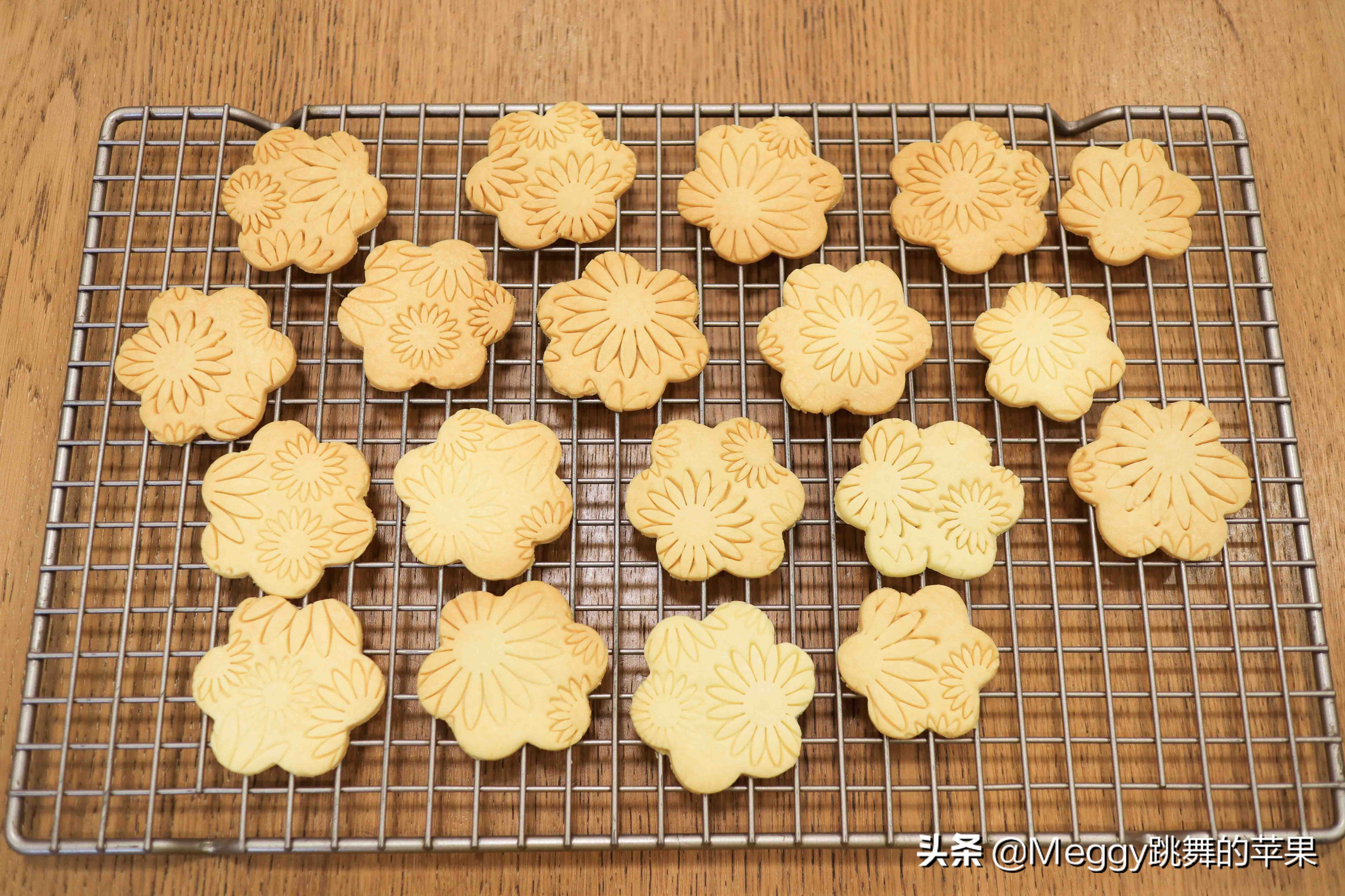 饼干不用模具怎么做才好看,这款又薄又脆的饼干超好吃