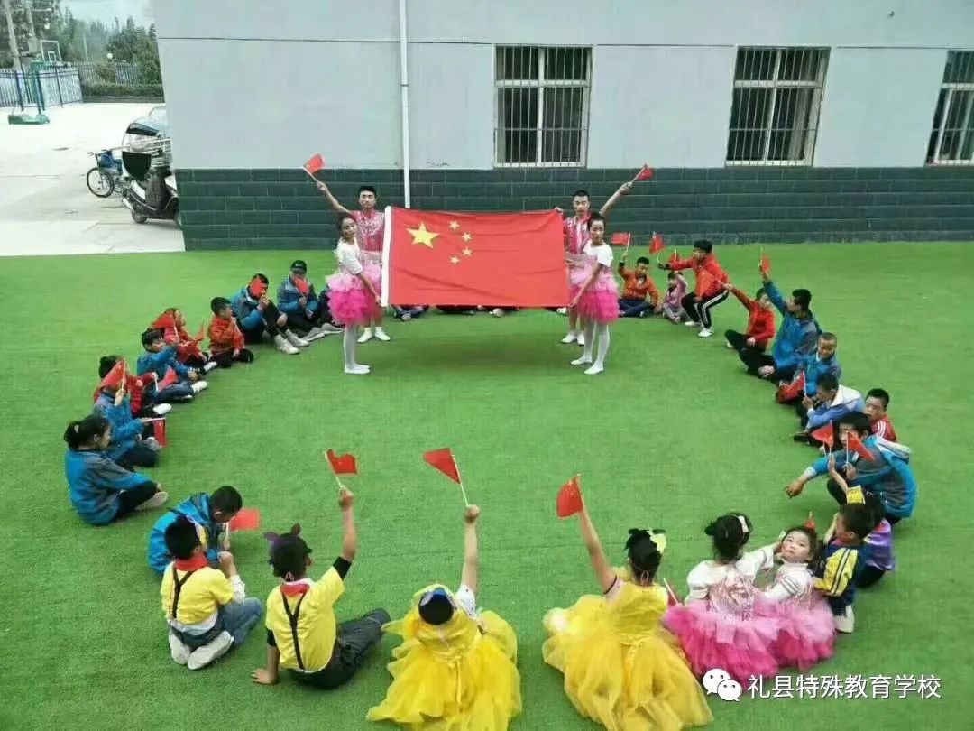 鐗规畩鏁欒偛瀛︽牎宸ヤ綔鍥炵湼,鐖卞績娴囩亴闈欏緟鑺卞紑