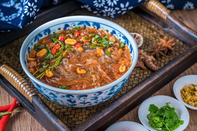 酸辣粉正确又简单的做法,酸辣粉简单又好吃的做法