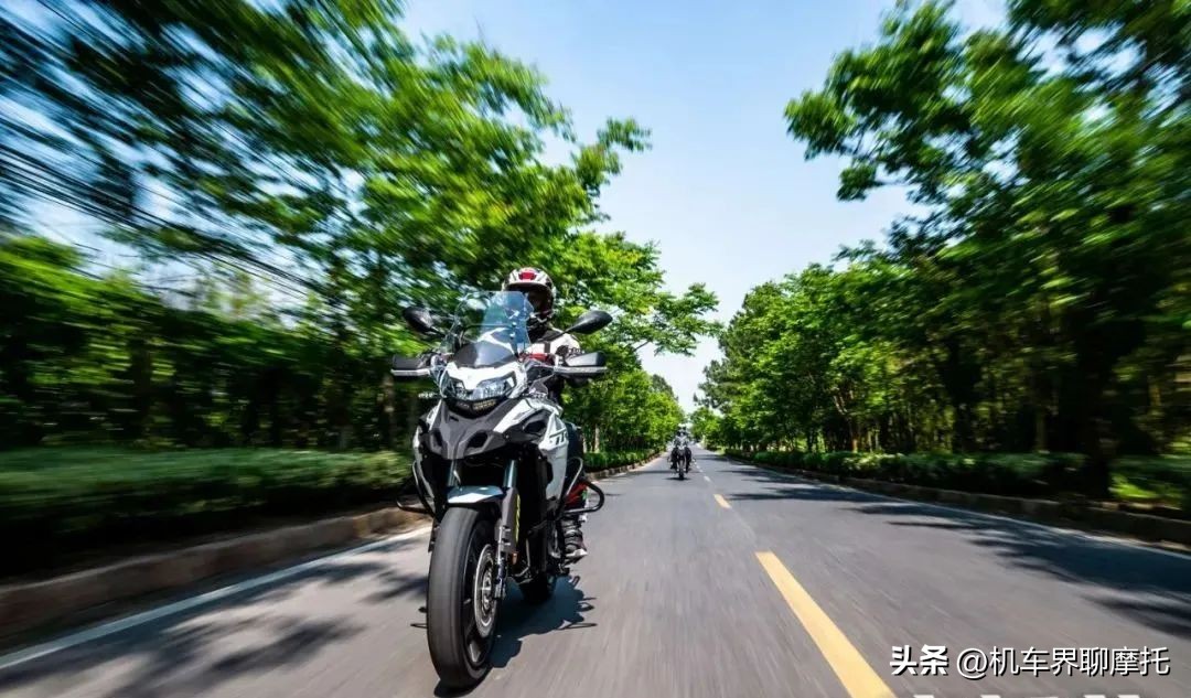 贝纳利trk502好骑么,拉力车贝纳利金鹏trk502