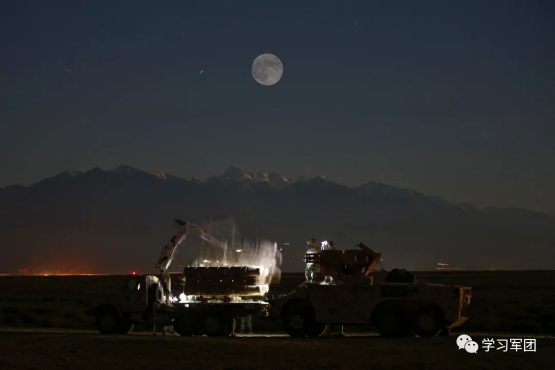 月下大片，专属定制