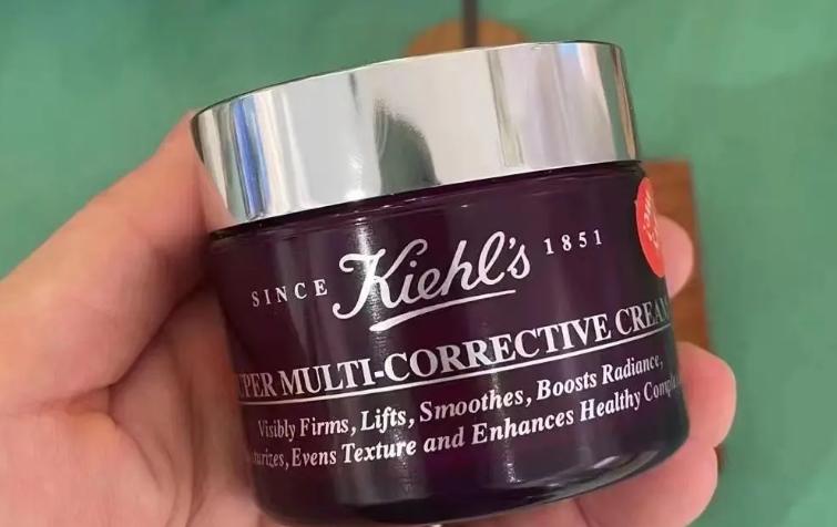 欧诗漫哪款面霜适合30岁以上用,性价比高的面霜推荐30岁干皮