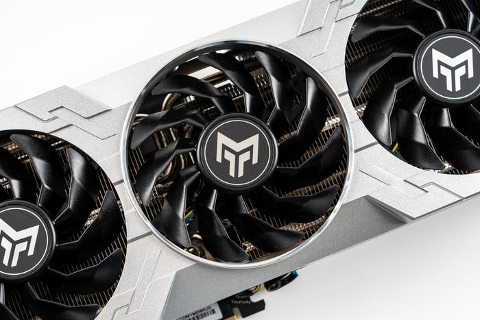 华硕proart4070ti开箱,华硕proartx670配什么显卡