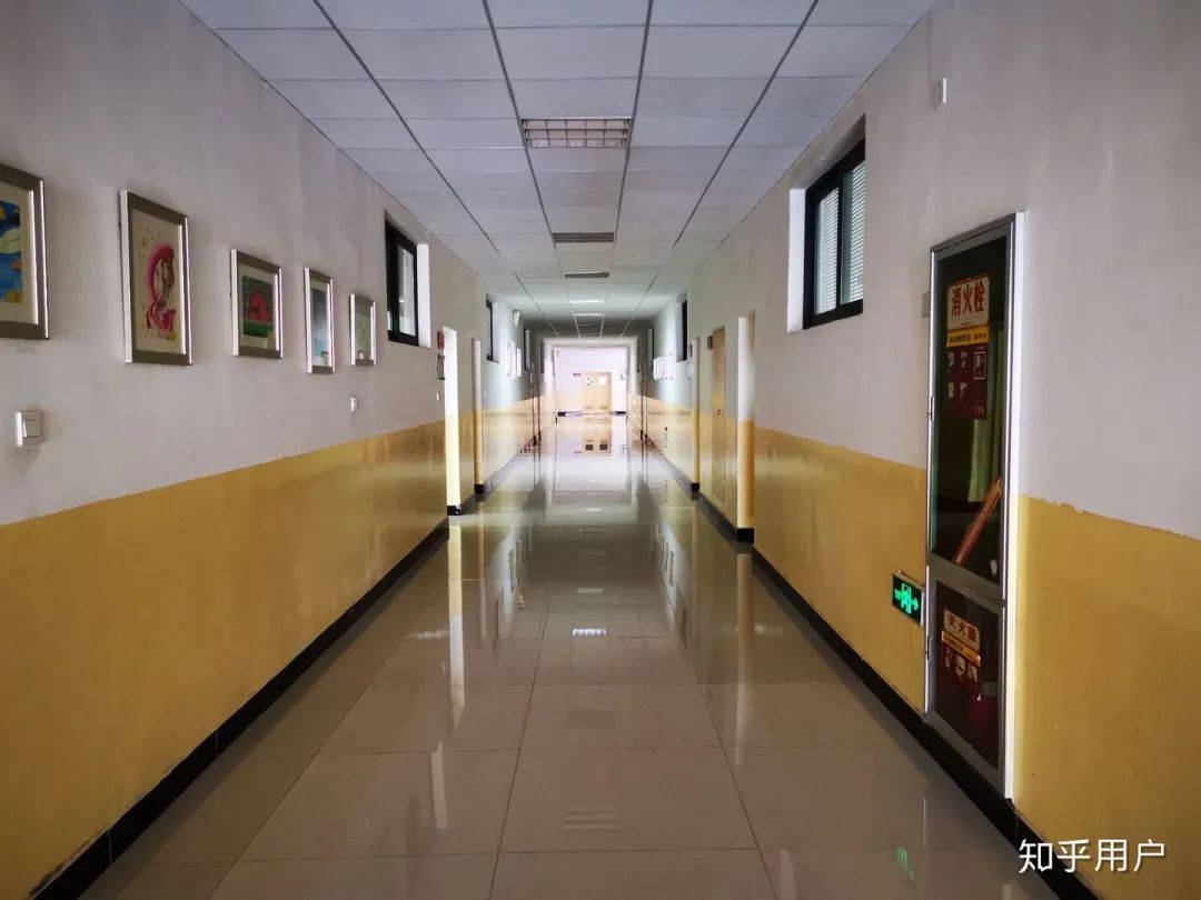 西安曲江一中与铁一中差距,曲江一中和西安第一中学对比